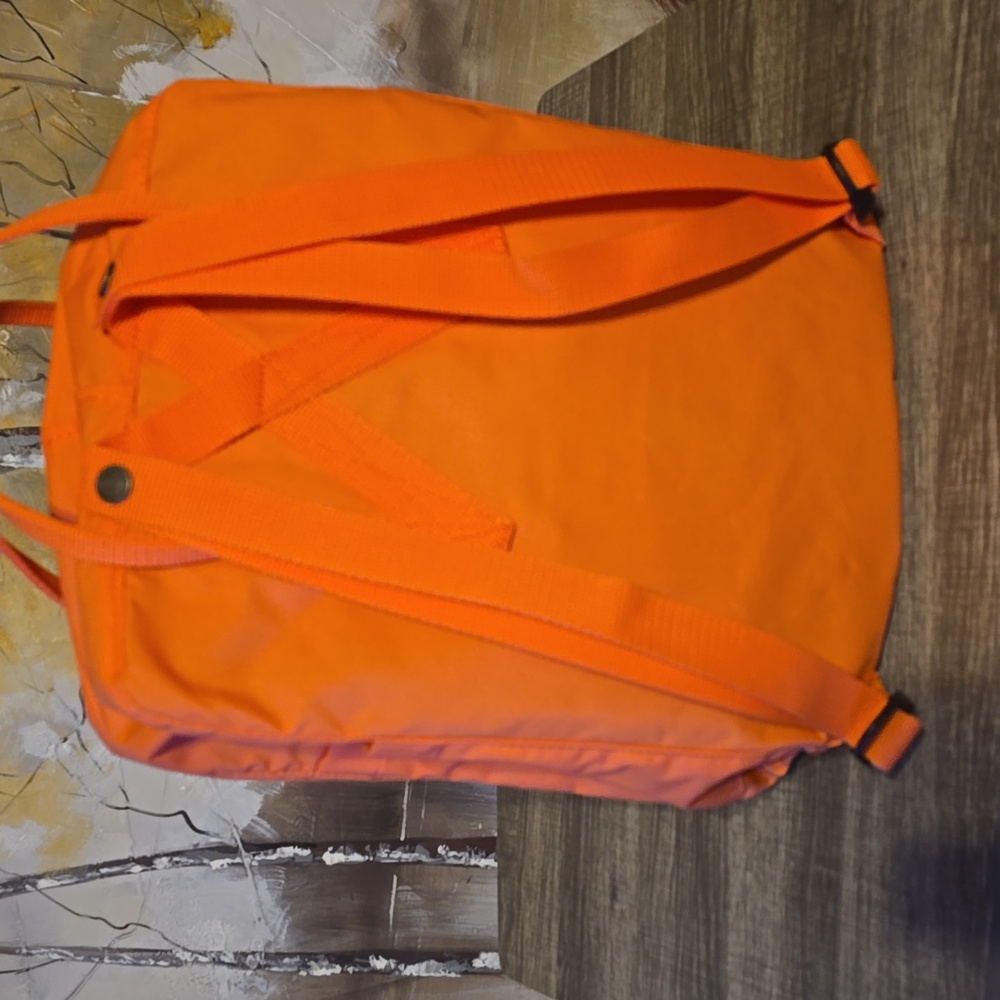 🆕Kånken Orange Backpack - Picture 3 of 5
